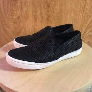 Black Steve Madden Pazer Sneaker - Size 6.5